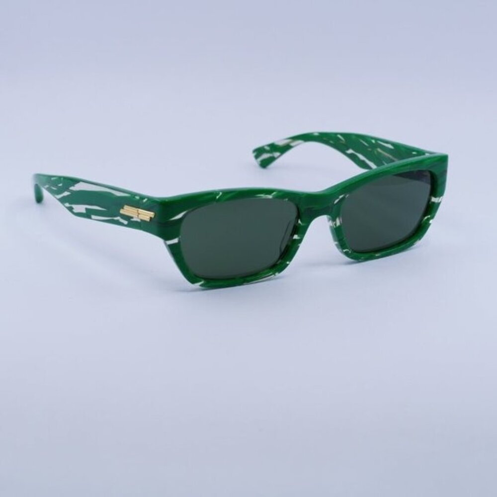 🕶️ New Bottega Veneta BV1143S 004 Sunglasses - Green/White Frame, Green Lenses